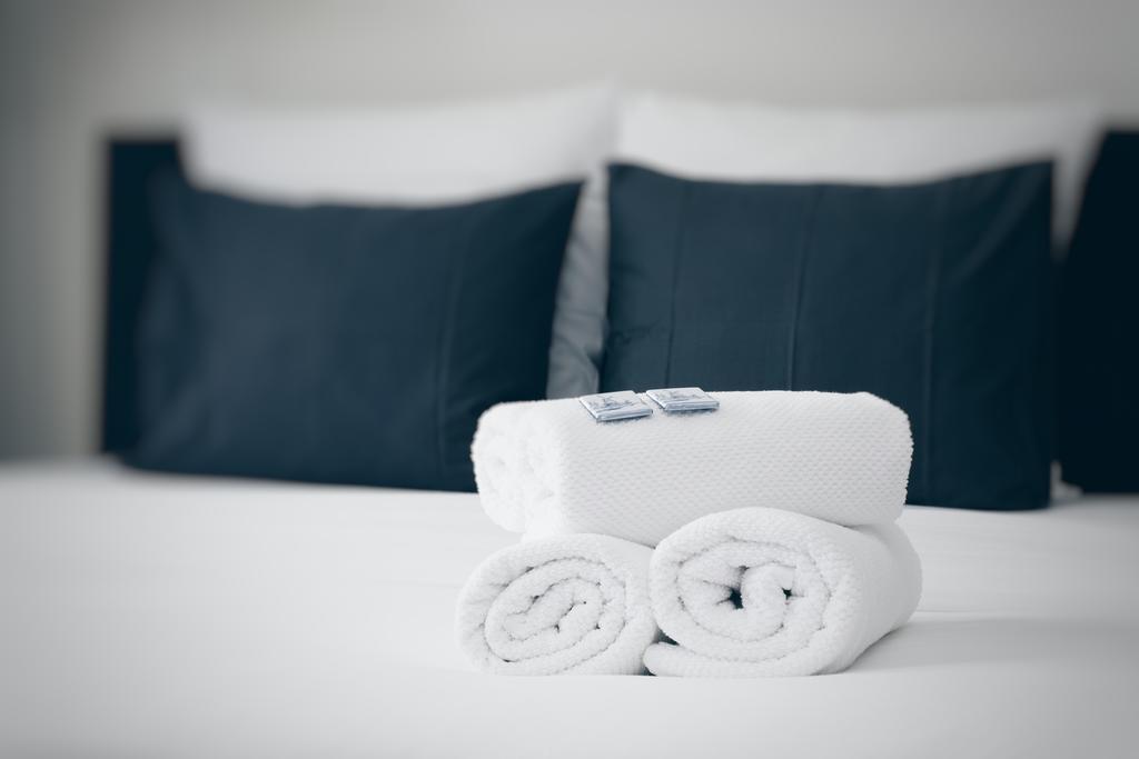 Couette-café Canal House 2*