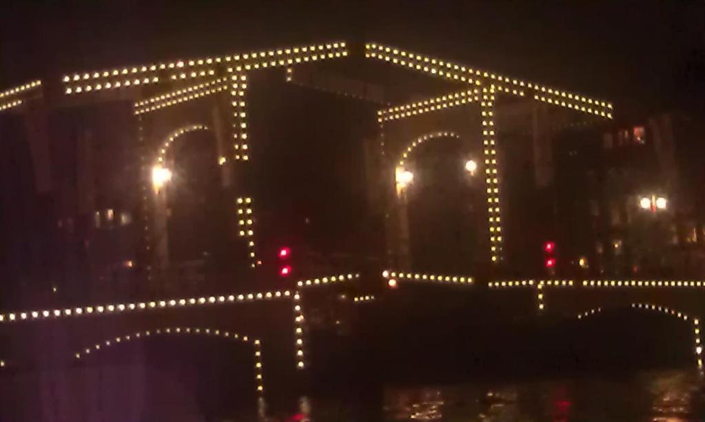 Rent A Houseboat Bateau-hôtel Amsterdam