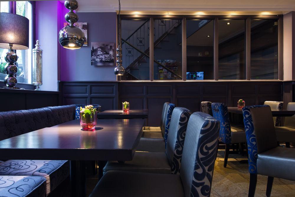 The Highlander Hotel