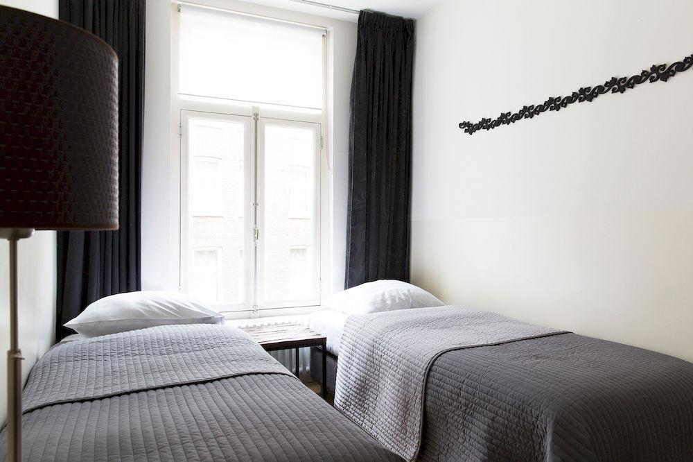 Mansion Hotel 3*