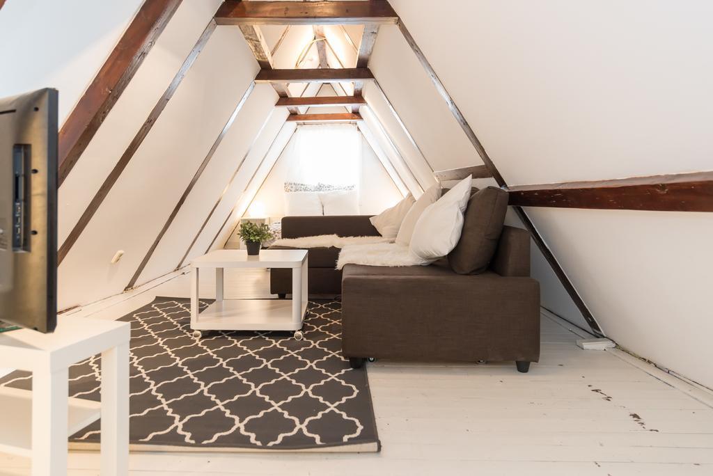 Lil' Dutch Studio