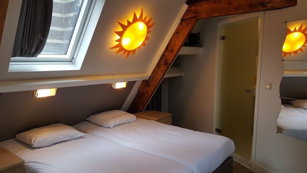 Corner House Hotel
