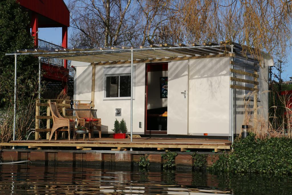 The Red House