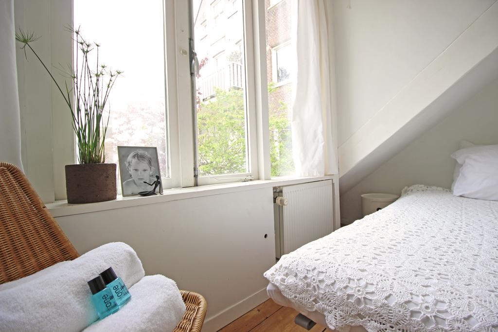 Beautiful 2 Floor Vondelpark Apartment. Couette-café *