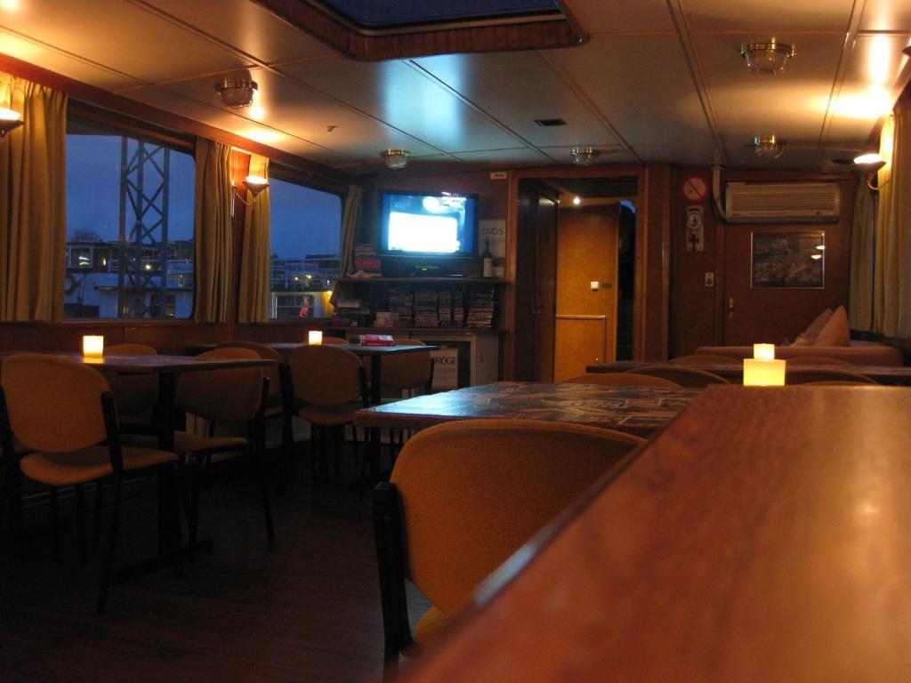 Bådhotel Passengership Avanti 2*