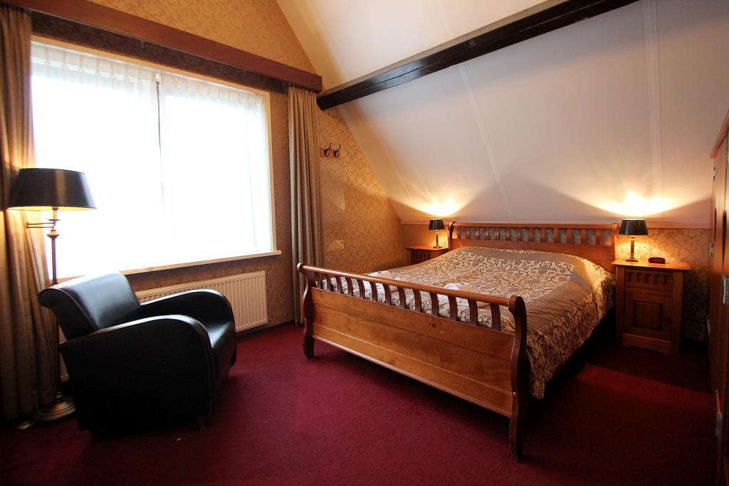 Hotel Village 3*