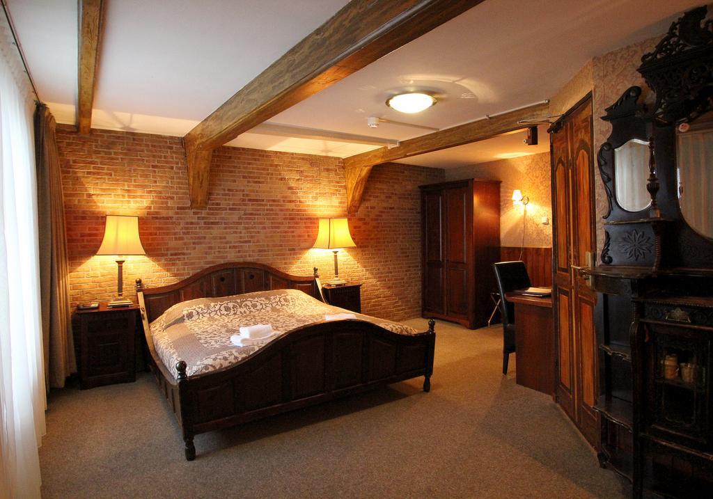 Village 3*