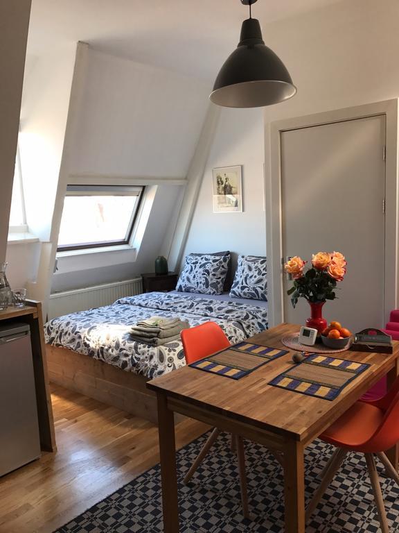 Lola Amsterdam
