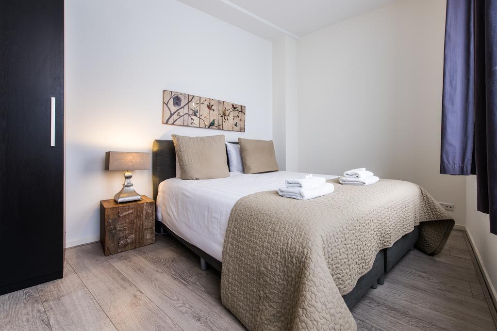Sarphatipark Apartments *