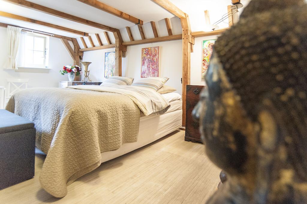 Bed & Breakfast Bed & Breakfast Of Art Amsterdam