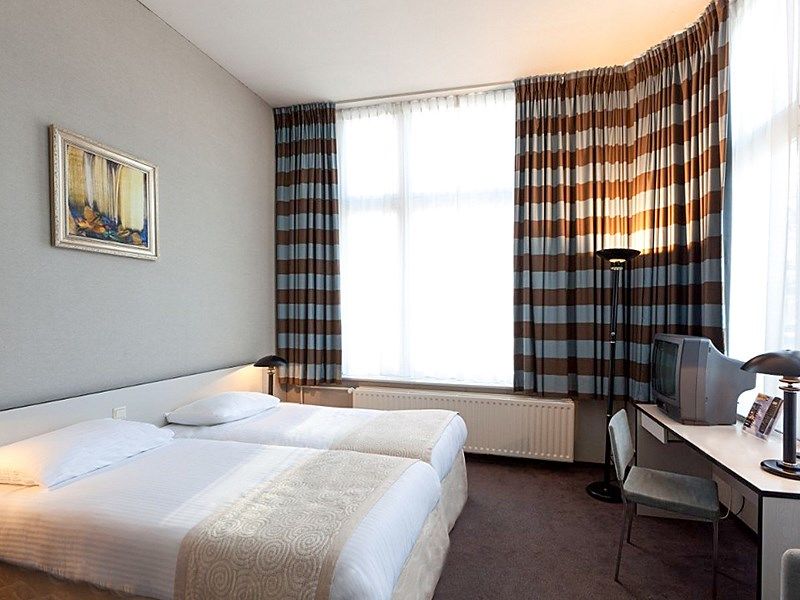 Leonardo Center 4* Ámsterdam