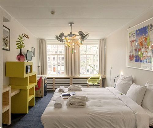 Misc Eatdrinksleep Hotel