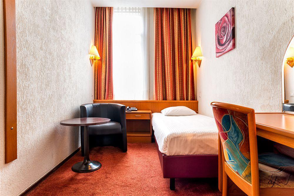 Owl Amsterdam