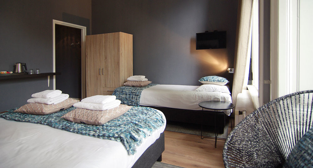 Flower Market Hotel 2*