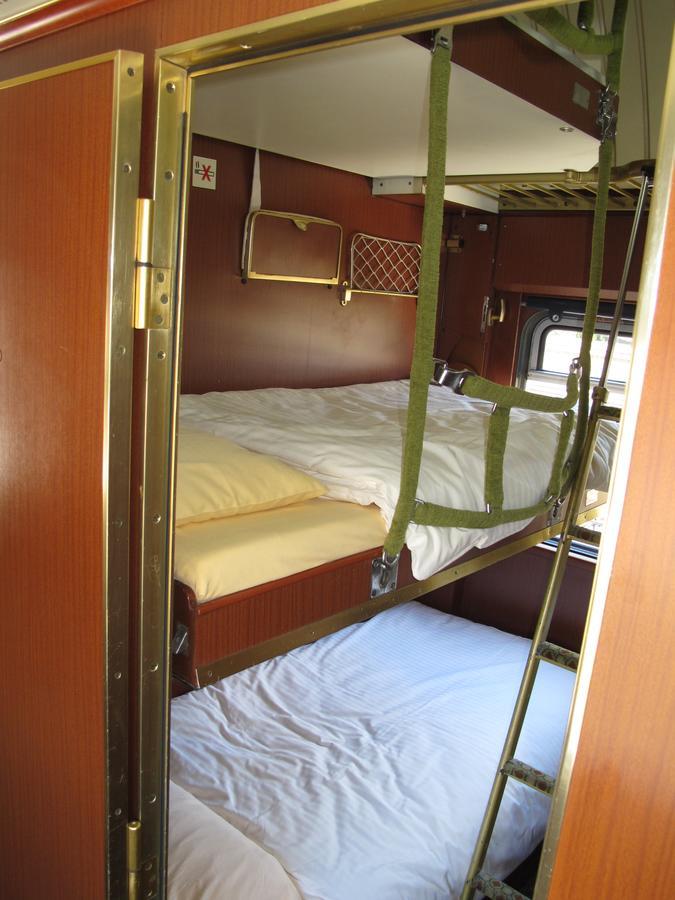 Train Ostello