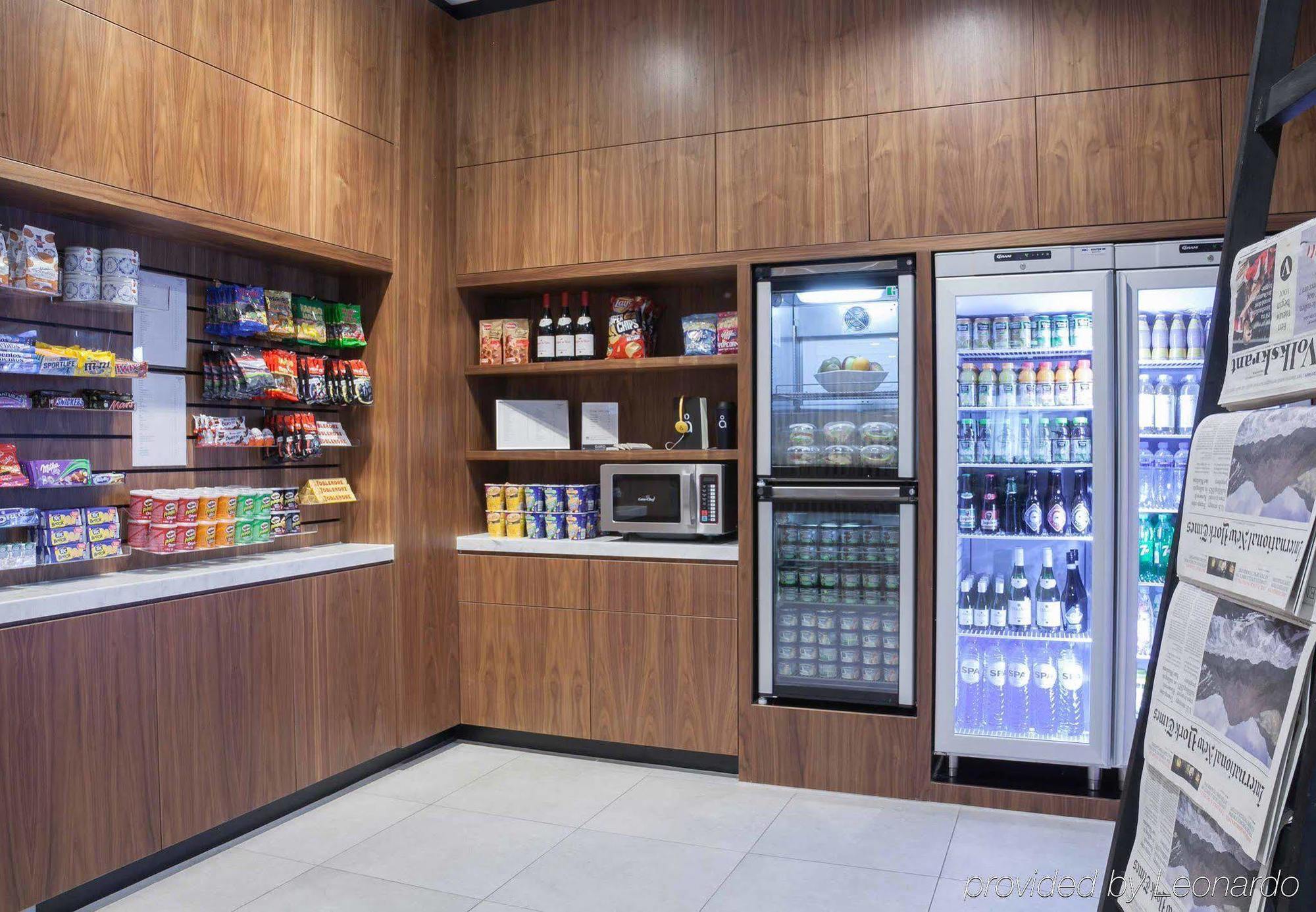 Courtyard By Marriott Arena Atlas 4*