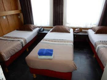 Sharm Hotel 2*
