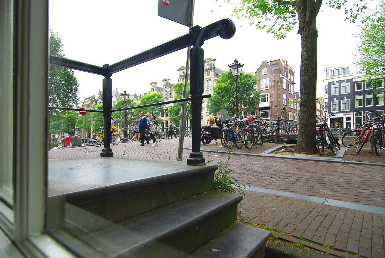 Zandberg - Canal View Couette-café Amsterdam