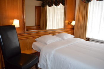 Rembrandtplein Hotel Ámsterdam