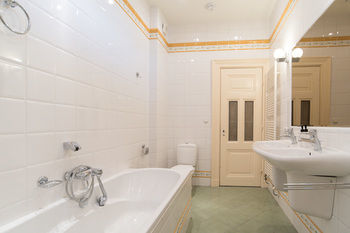 Nassau Canal Bed & Breakfast