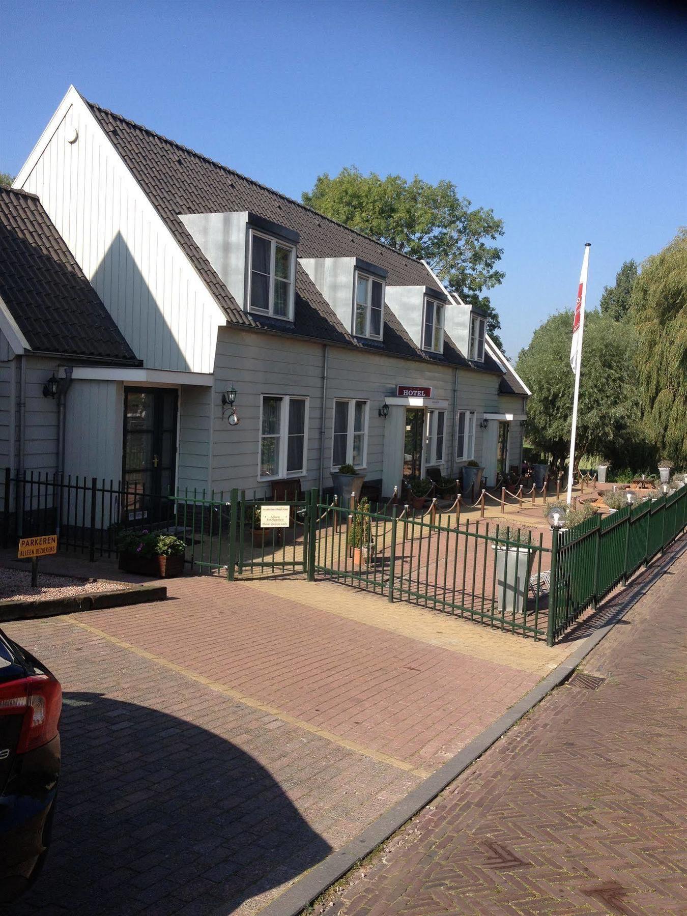 Village Hotel