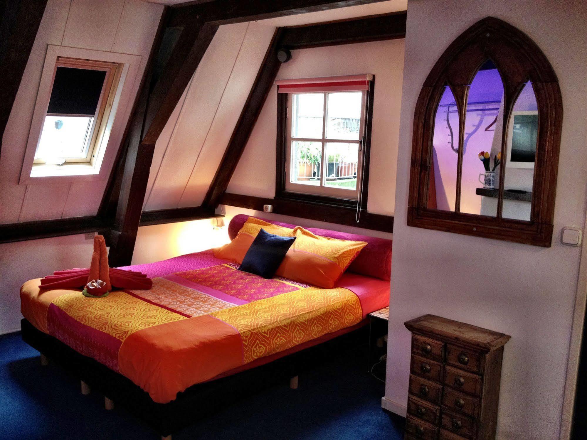 Couette-café Tulip Of 3*