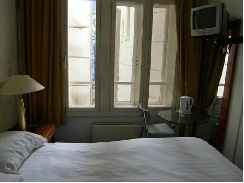 Flower Market Hotel