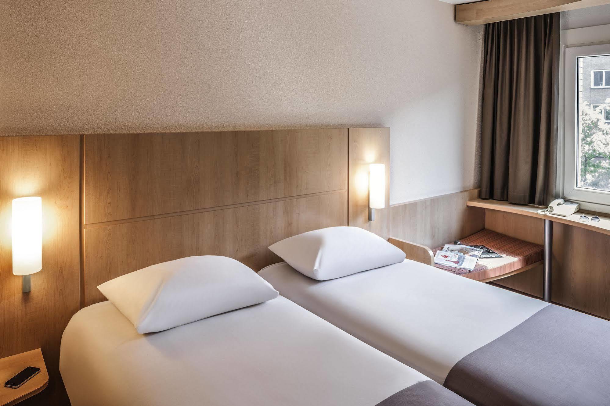 Ibis Centre Stopera Hotel 3*