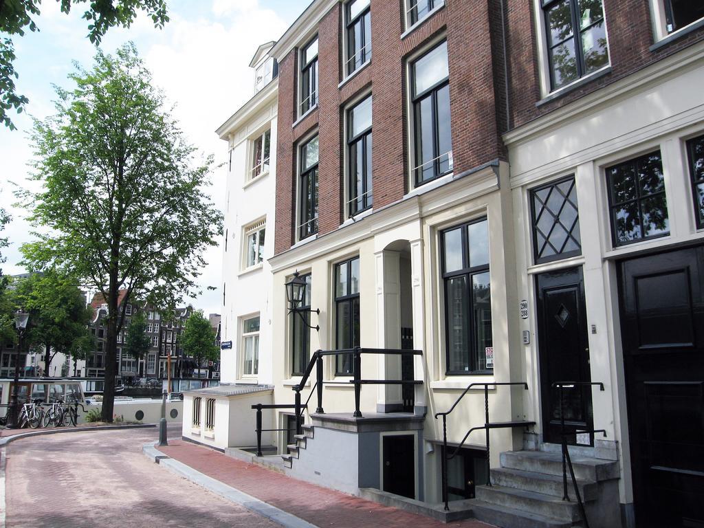 Bed & Breakfast Canal Guest 2*