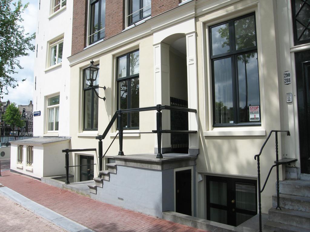 Canal Guest 2*