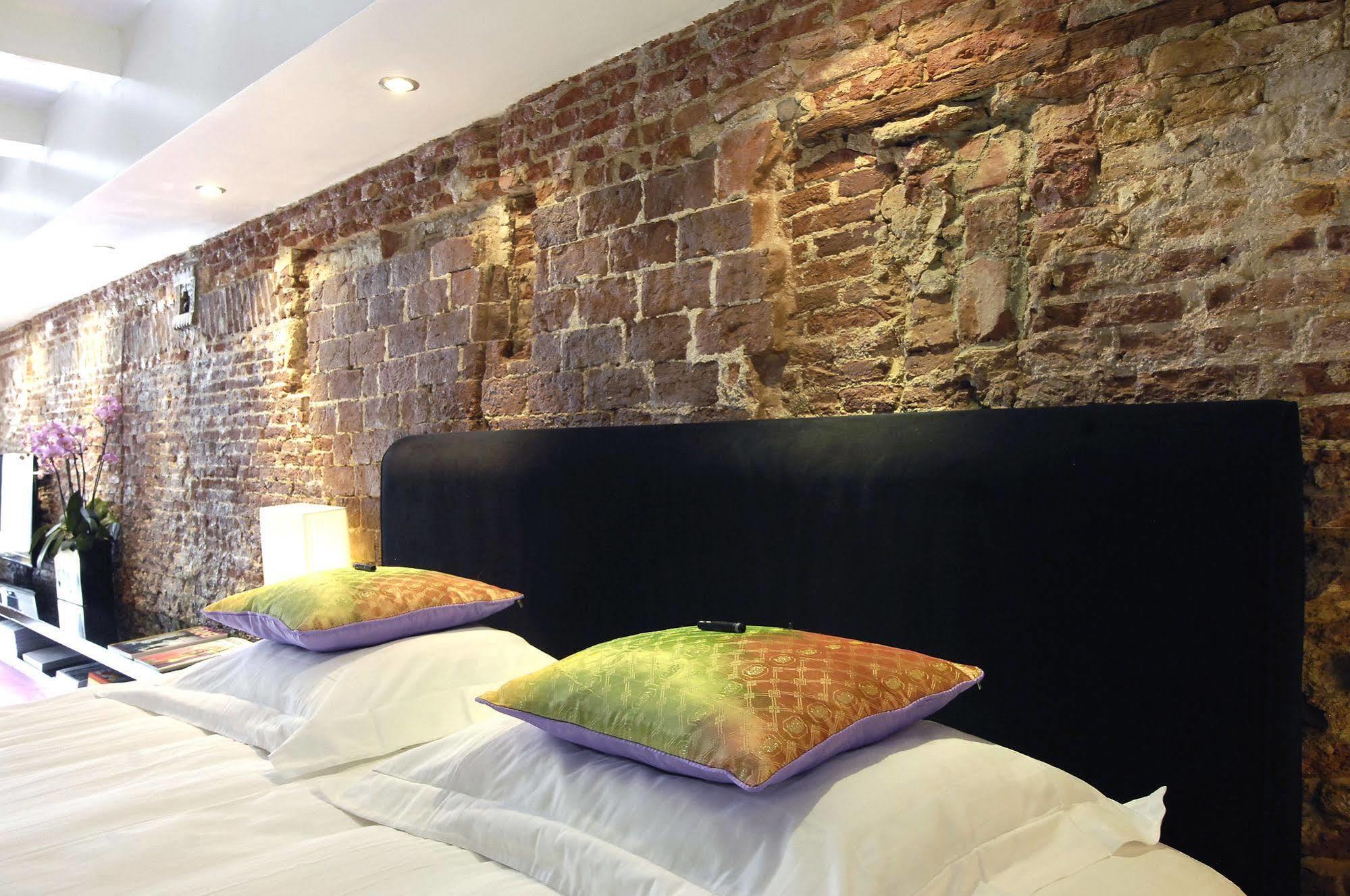Couette-café Boutique 4*