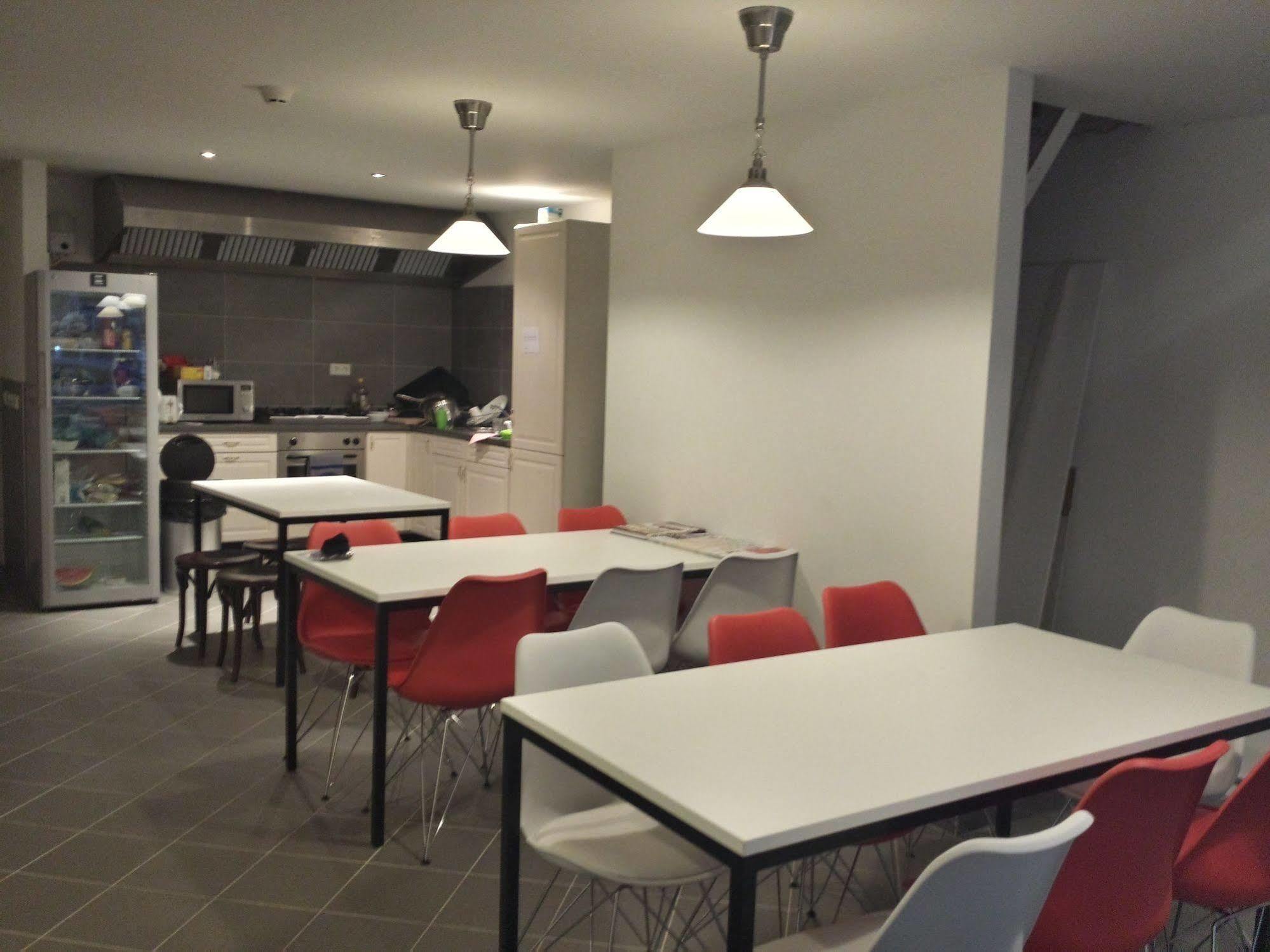 Sleep-inn Auberge de jeunesse *