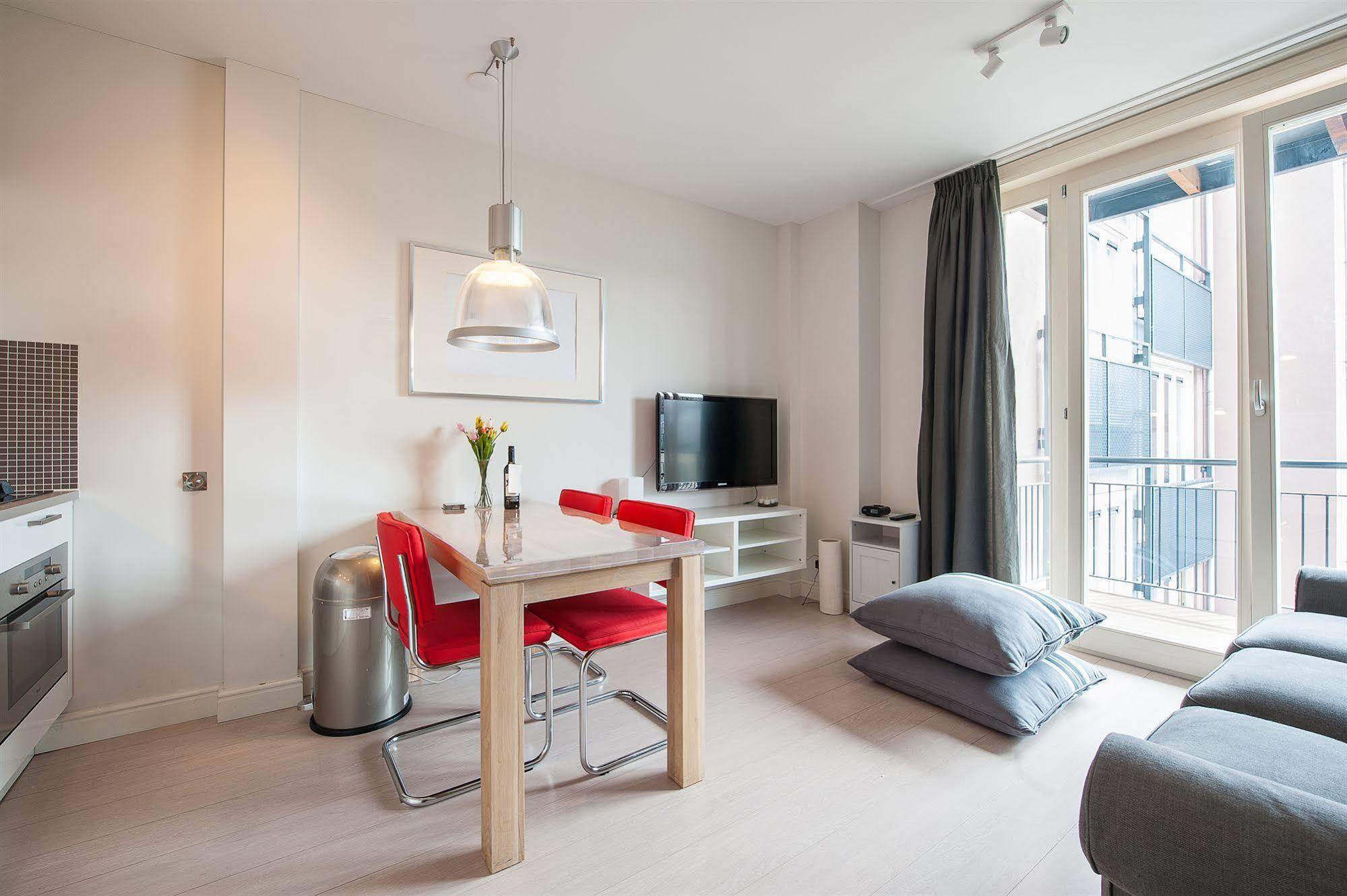 Appartement Short Group Dapper Market Serviced Amsterdam