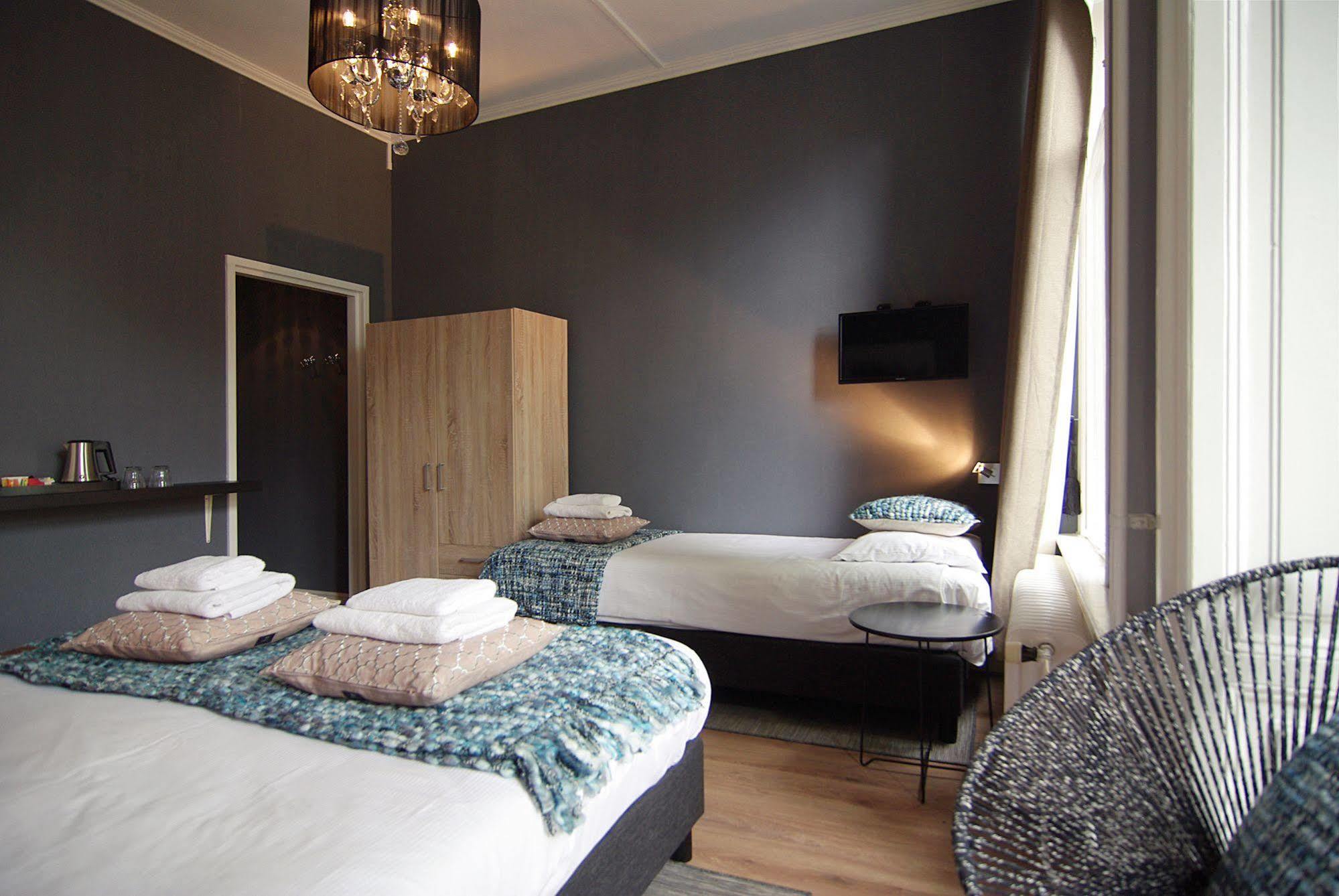 Flower Market Hotel 2*