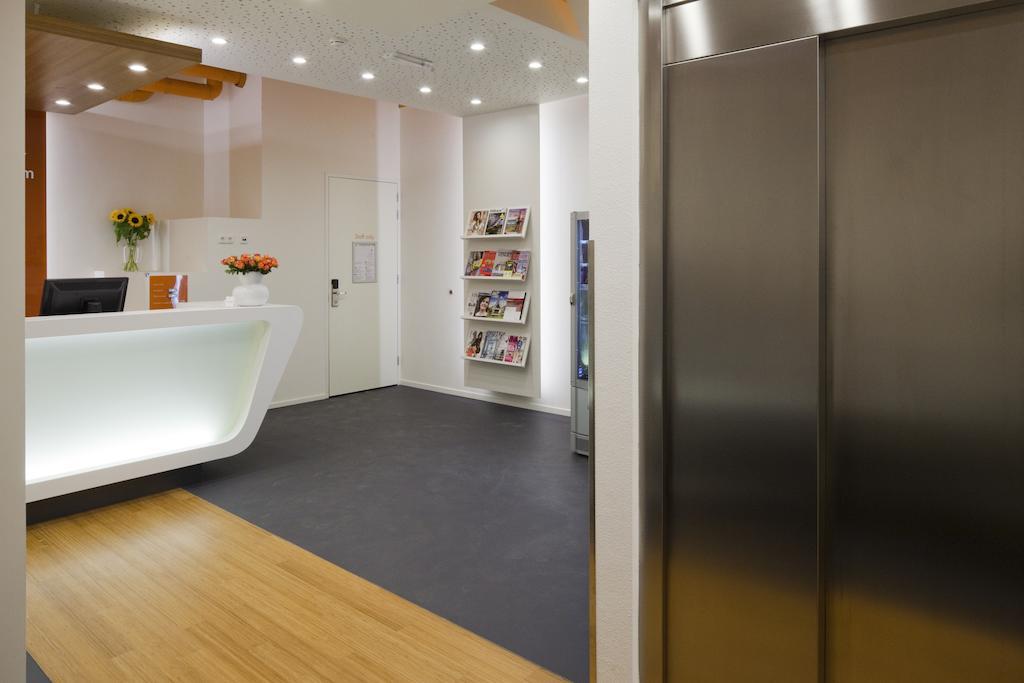 Easyhotel Centre South Hotel