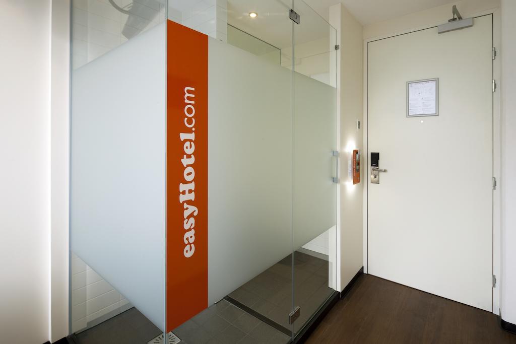 Easyhotel Centre South