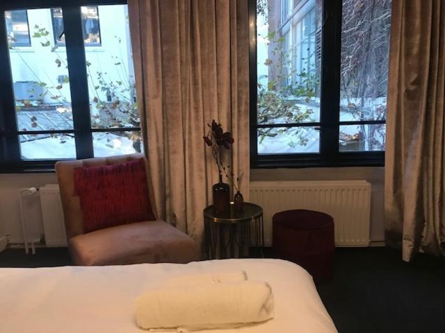 Flower Market Hotel 2*