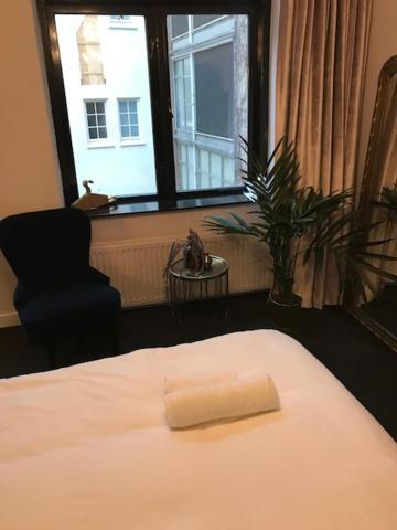 Flower Market Hotel 2*