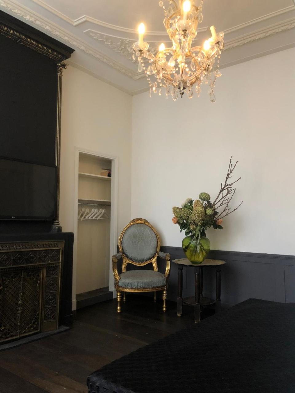 Frühstückspension Canal House 1680