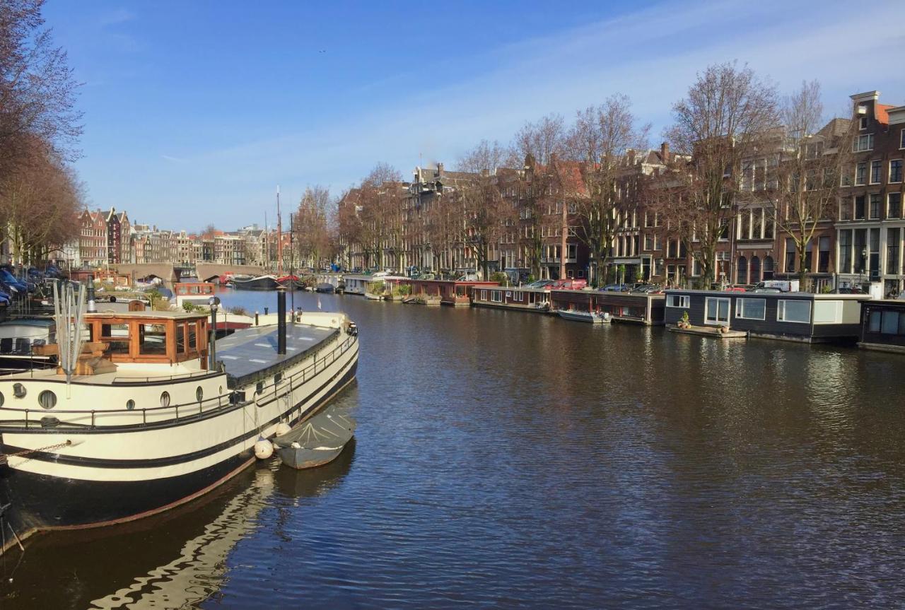 Couette-café Top-notch Along Canal In Historic Centre 2*