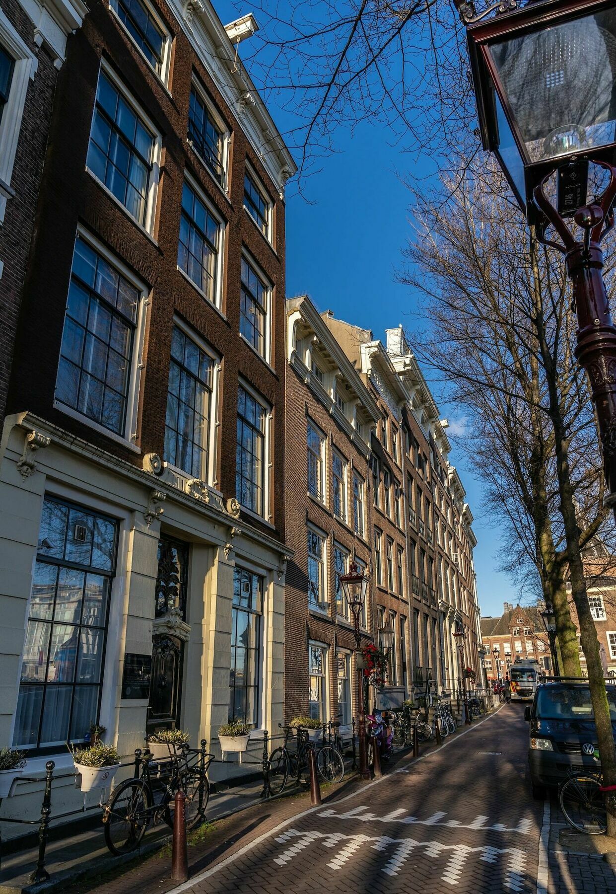 Adam's Canal House Hotel