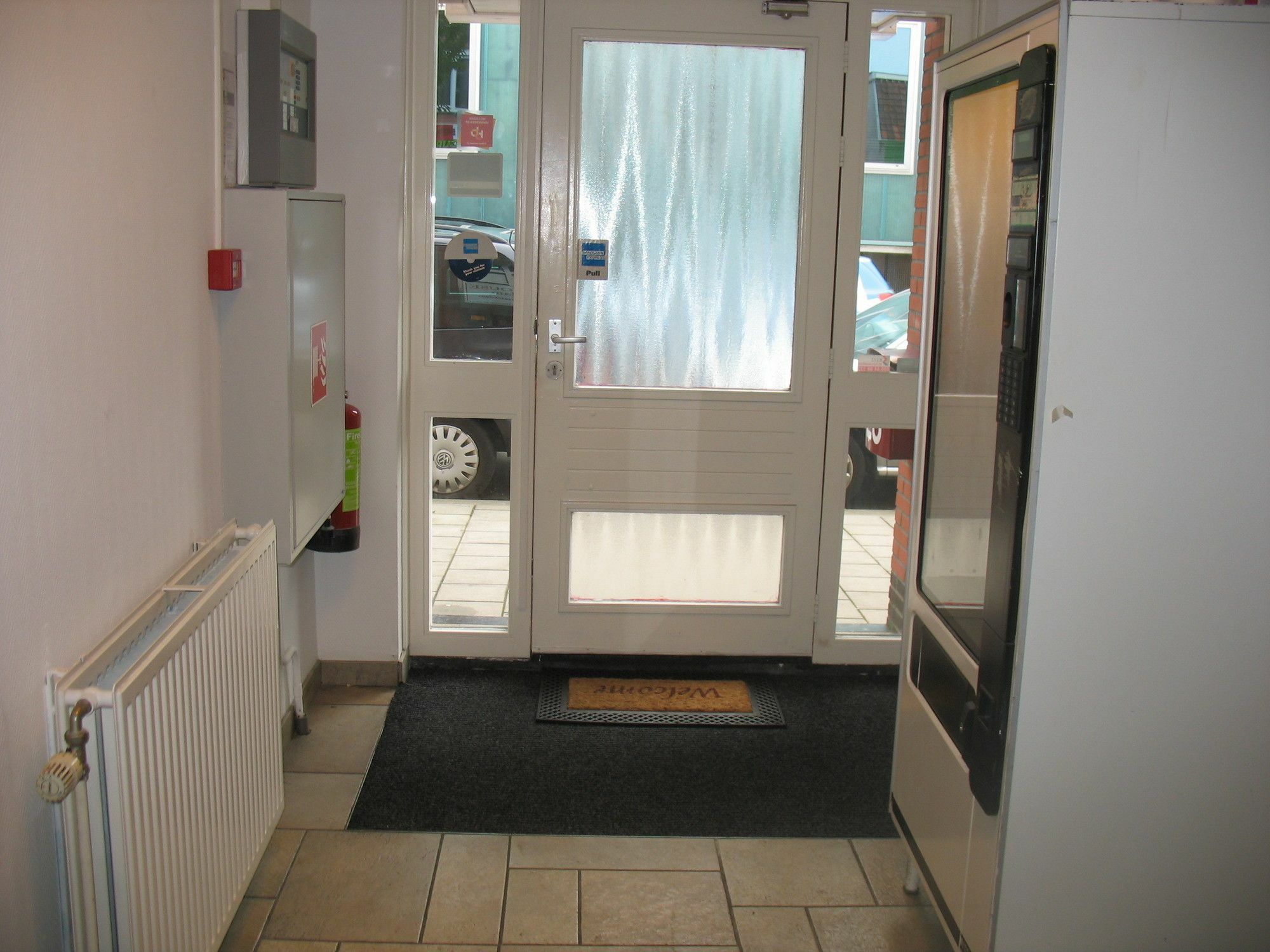 Guest House Amsterdam Hostel *