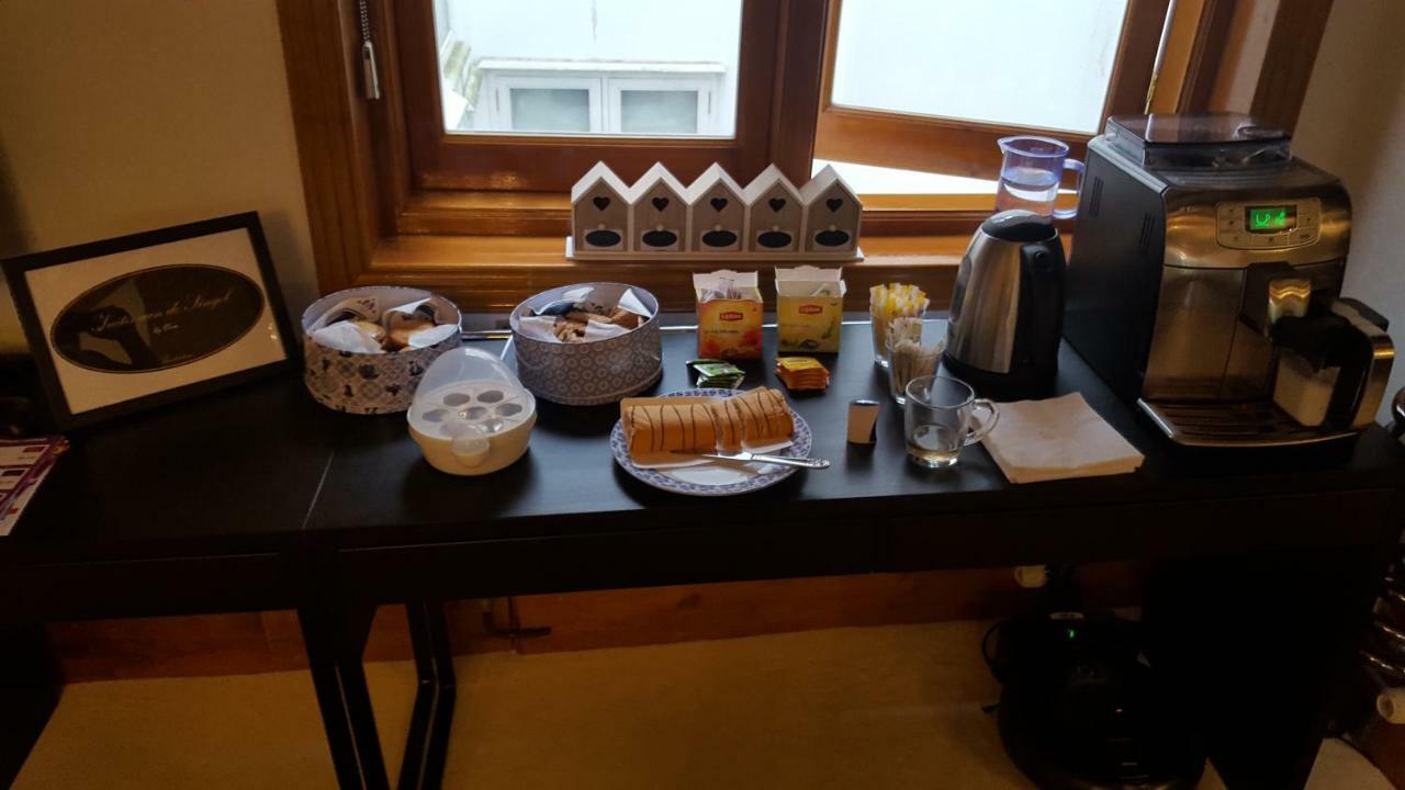 Couette-café Suites Aan De Singel 3*