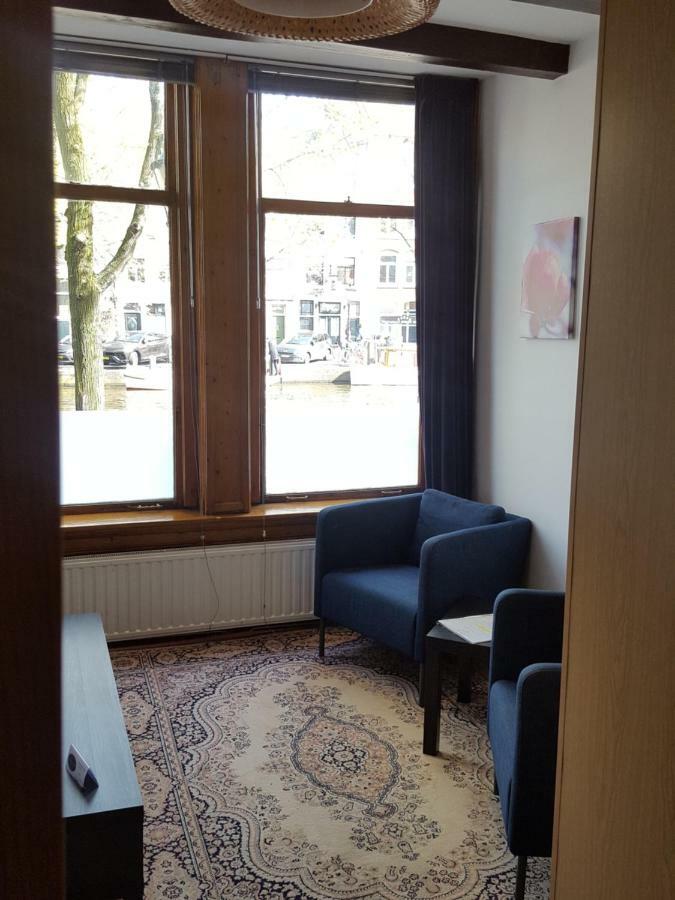 Couette-café Suites Aan De Singel 3*