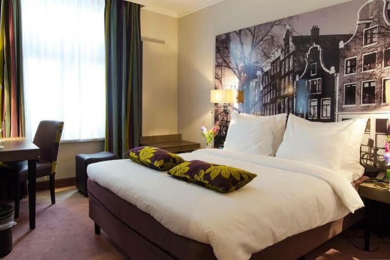 The Highlander Hotel