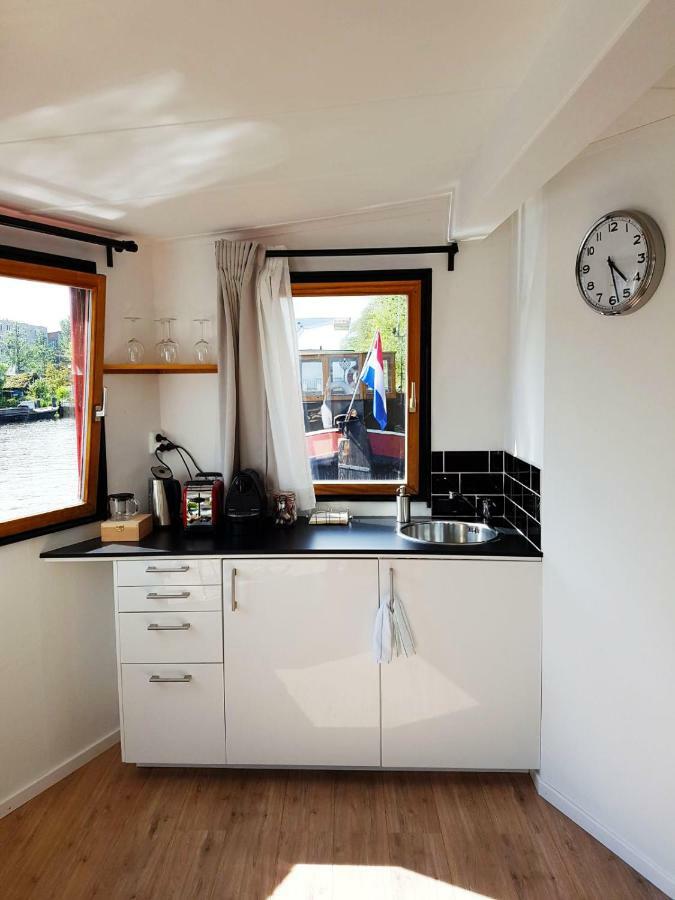 Houseboat Concordia Ámsterdam