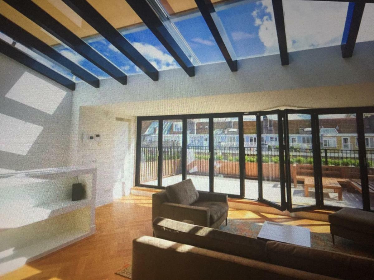 Fantastic Bright Penthouse Appartement