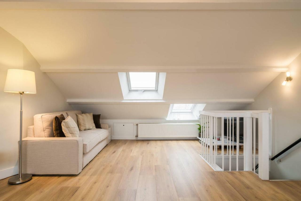Beautiful Penthouse Near Rai And Centre