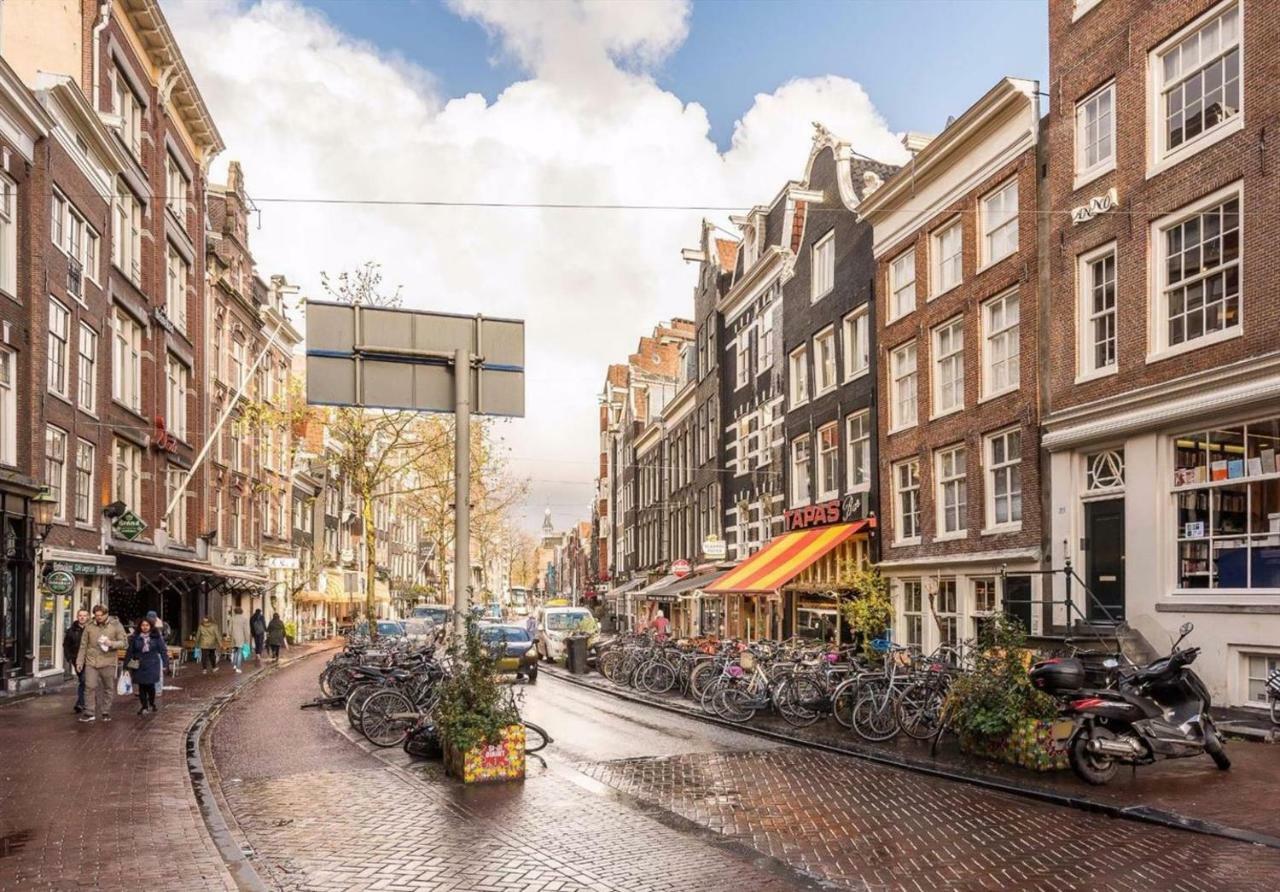Mnque Amsterdam