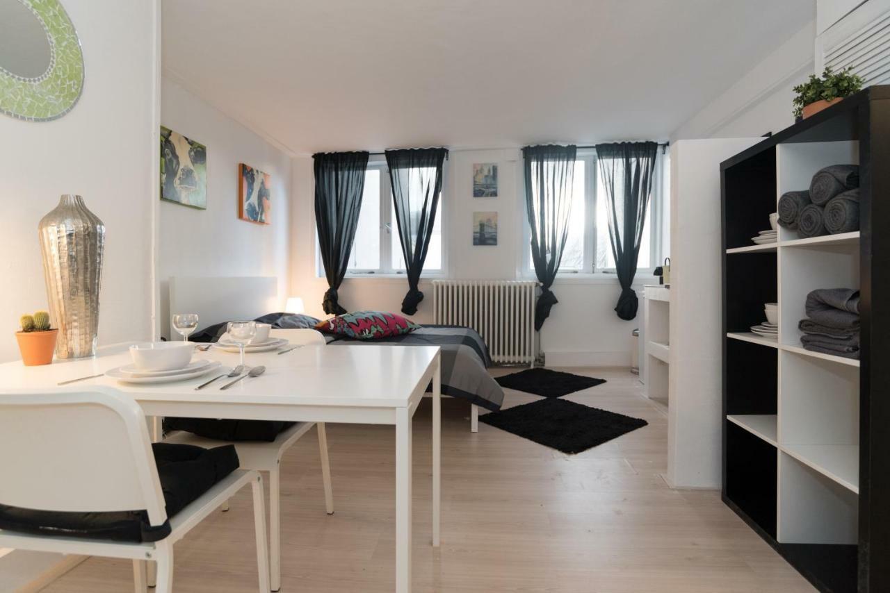 White & Black Studio Amsterdam